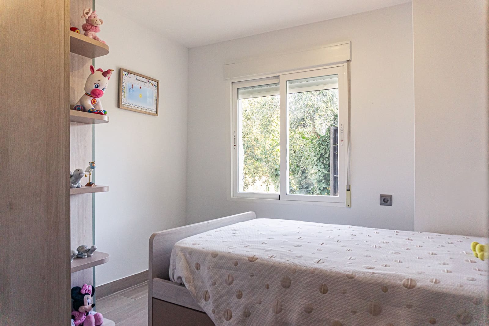 4 soveværelse Finca/Landehus til salg i Castillo de Locubin med swimmingpool - € 200.000 (Ref: 8639389)