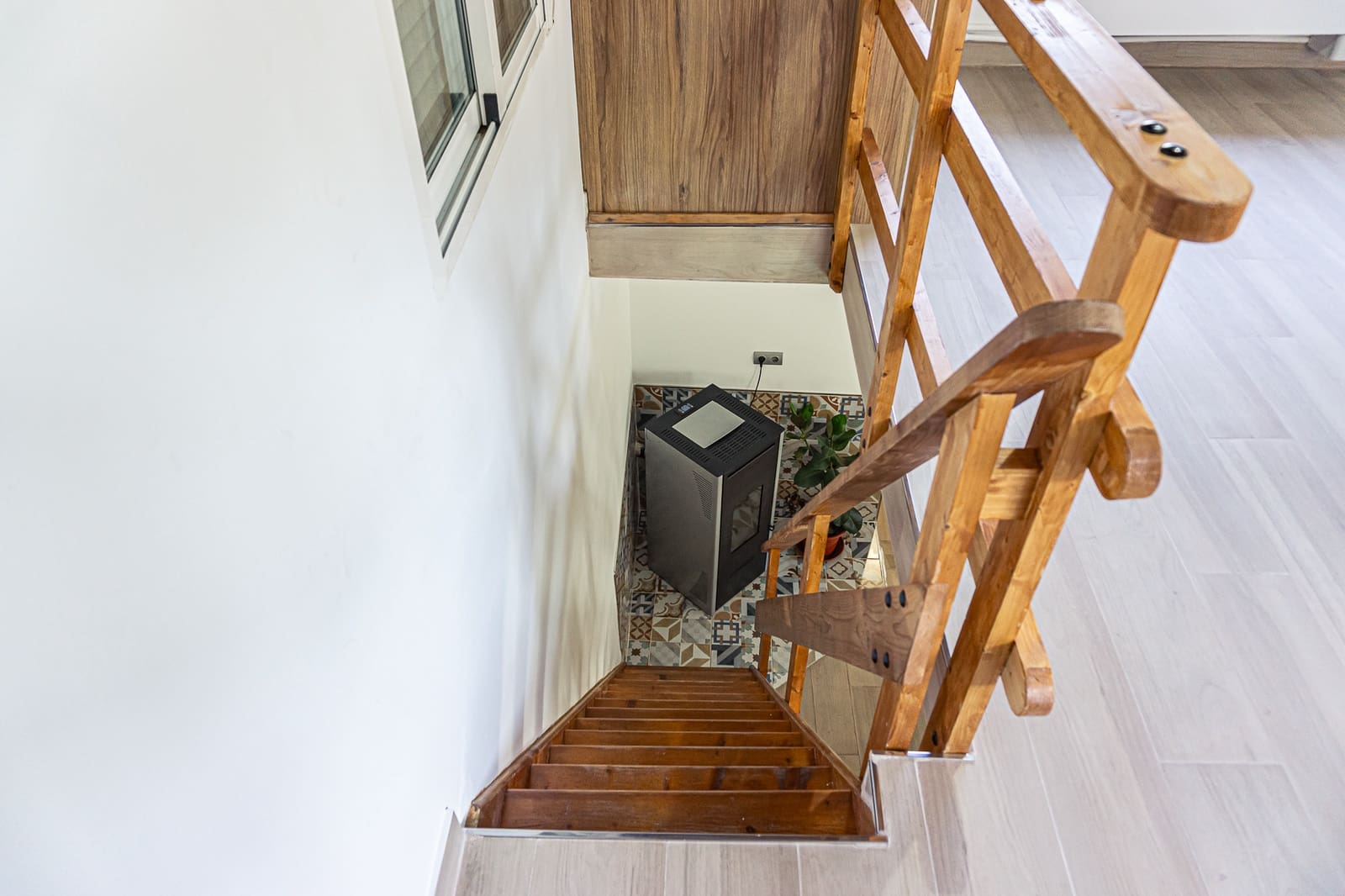 4 soveværelse Finca/Landehus til salg i Castillo de Locubin med swimmingpool - € 200.000 (Ref: 8639389)