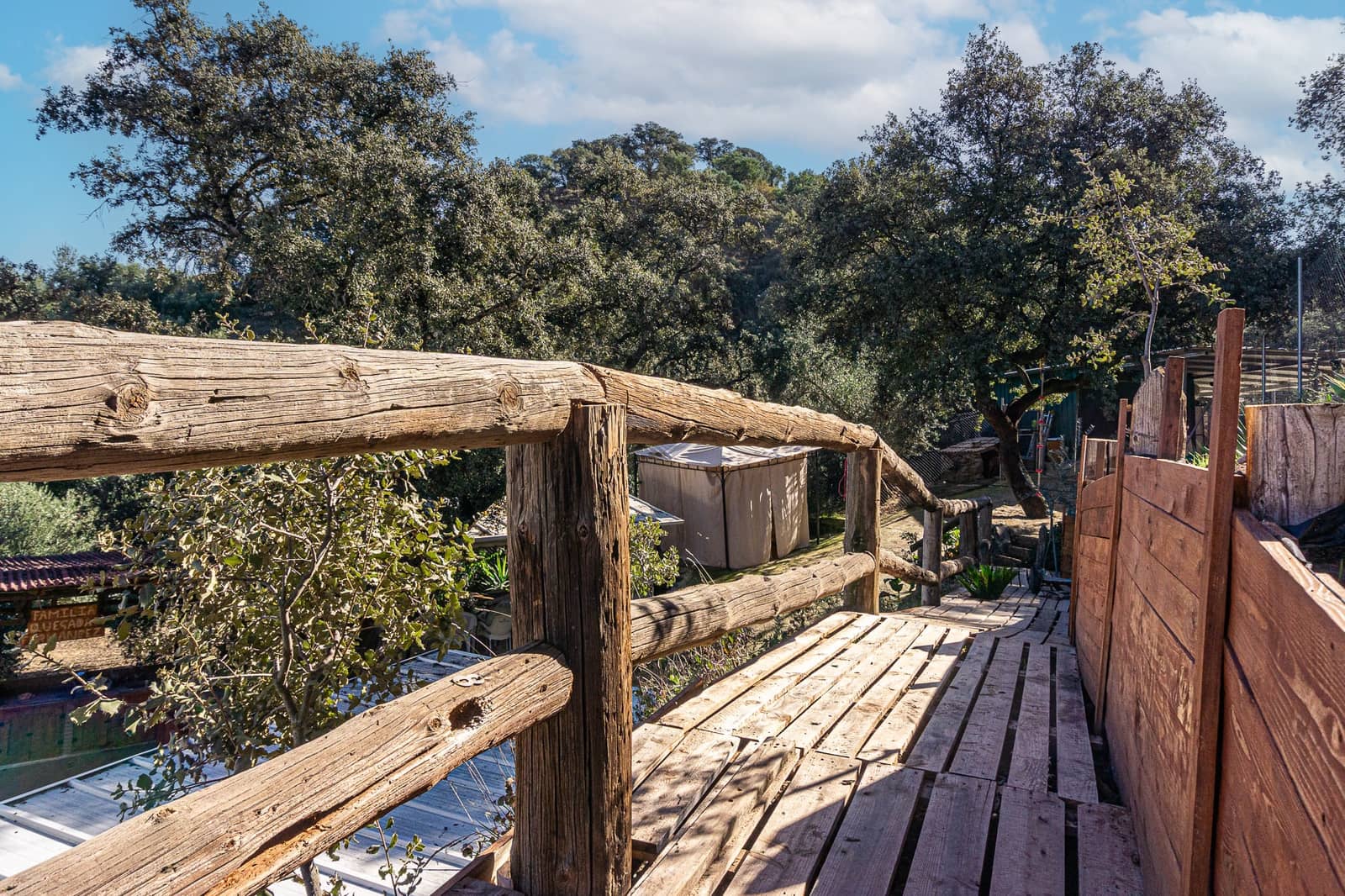 4 soveværelse Finca/Landehus til salg i Castillo de Locubin med swimmingpool - € 200.000 (Ref: 8639389)