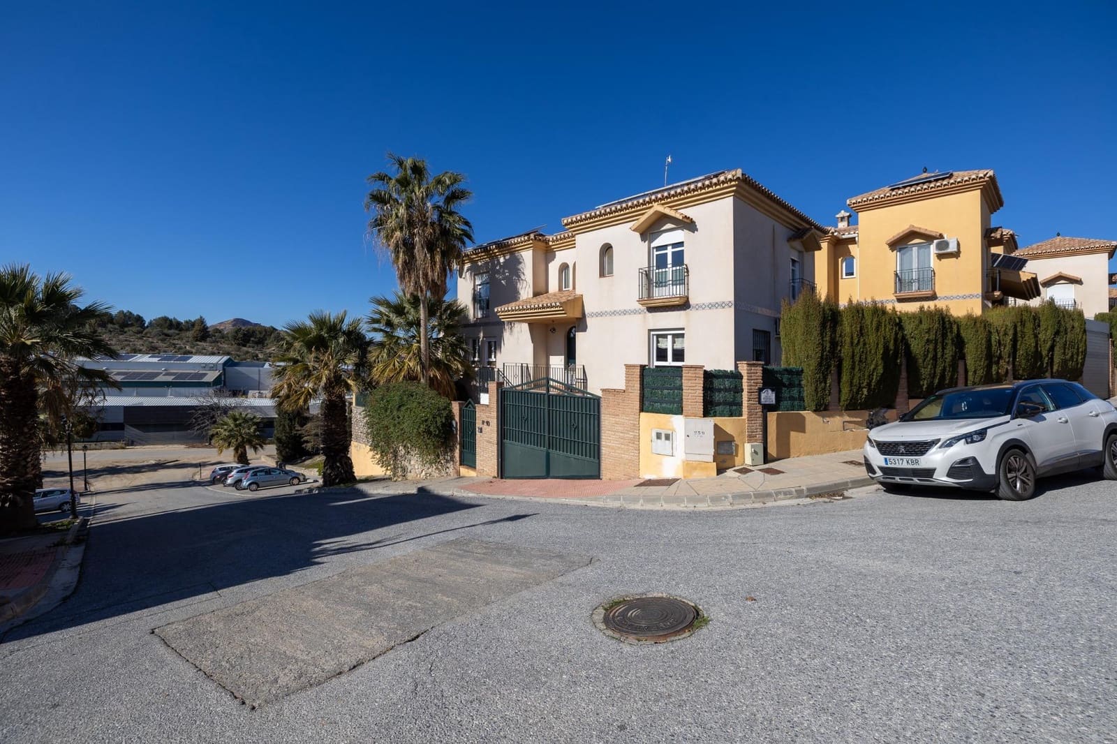 4 soveværelse Villa til salg i Alhendin med swimmingpool garage - € 345.000 (Ref: 8783833)