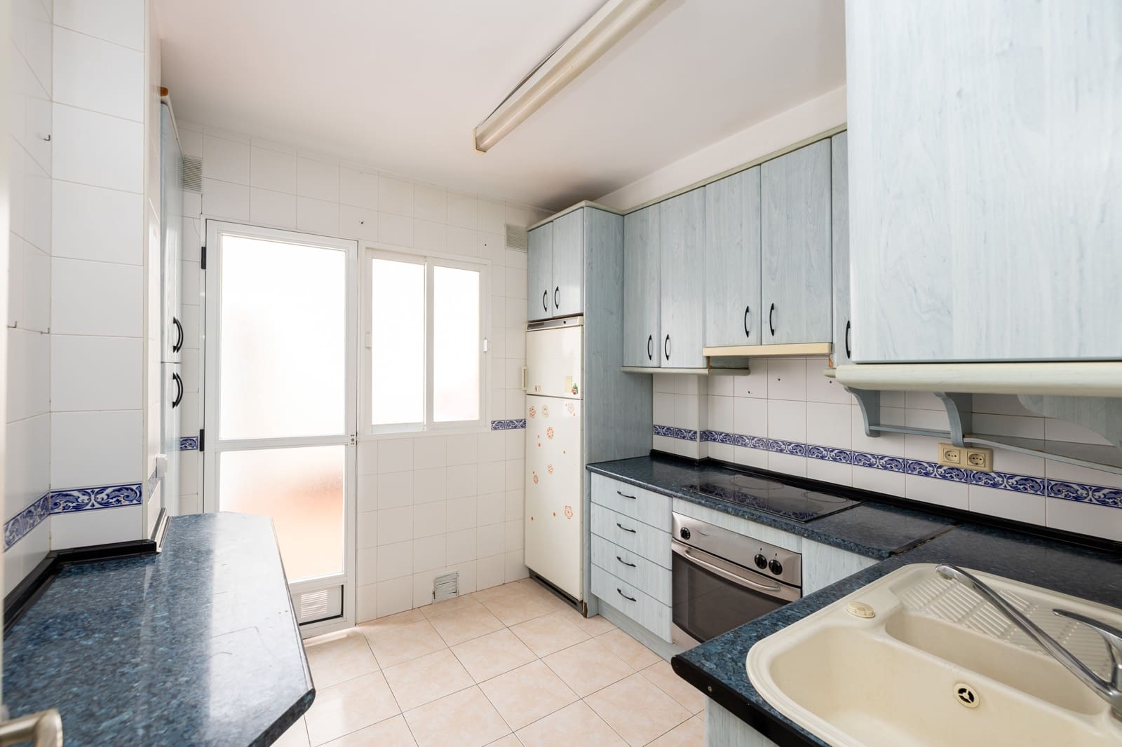 3 soveværelse Rækkehus til salg i Huetor Vega - € 195.000 (Ref: 8786443)