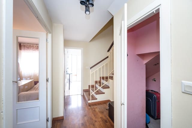 3 sypialnia Dom szeregowy na sprzedaż w Huétor Vega - 195 000 € (Ref: 8786443)