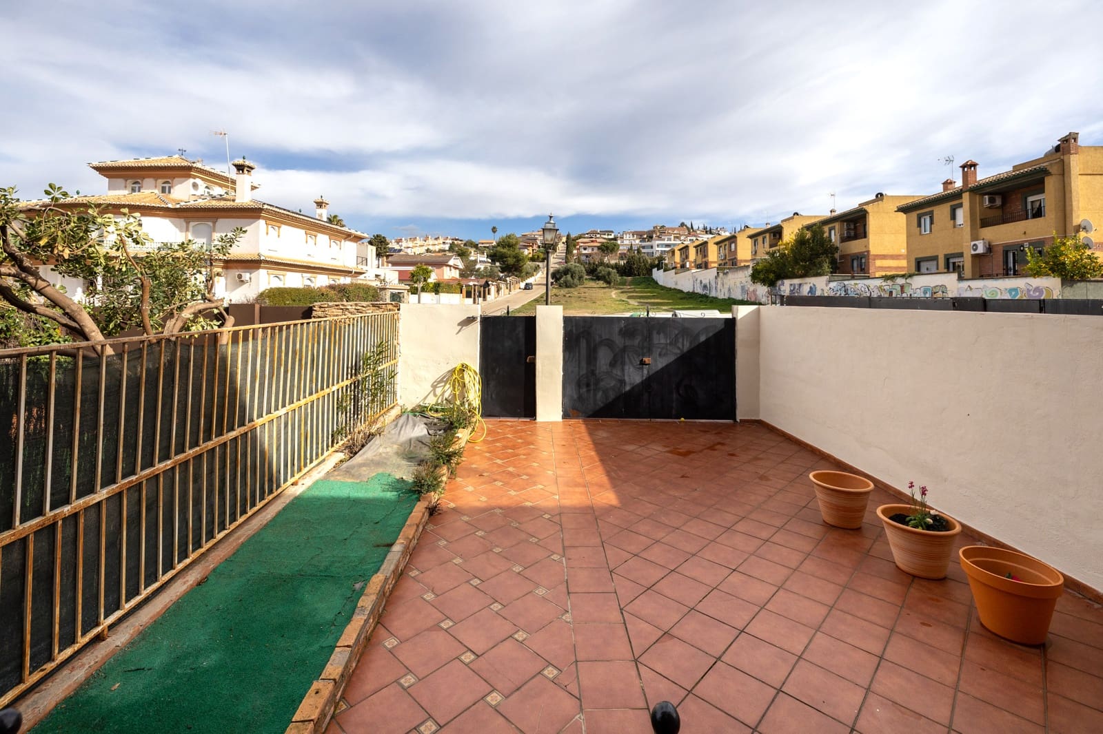 3 soveværelse Rækkehus til salg i Huetor Vega - € 195.000 (Ref: 8786443)