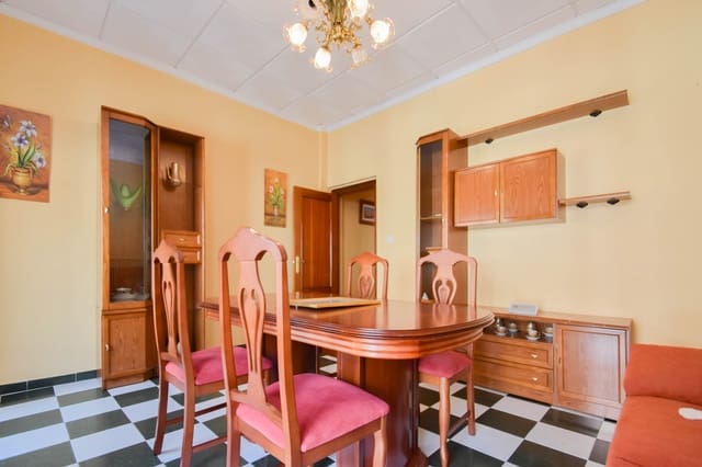 Pareado de 3 habitaciones en Pinos Puente en venta - 70.000 € (Ref: 8847391)