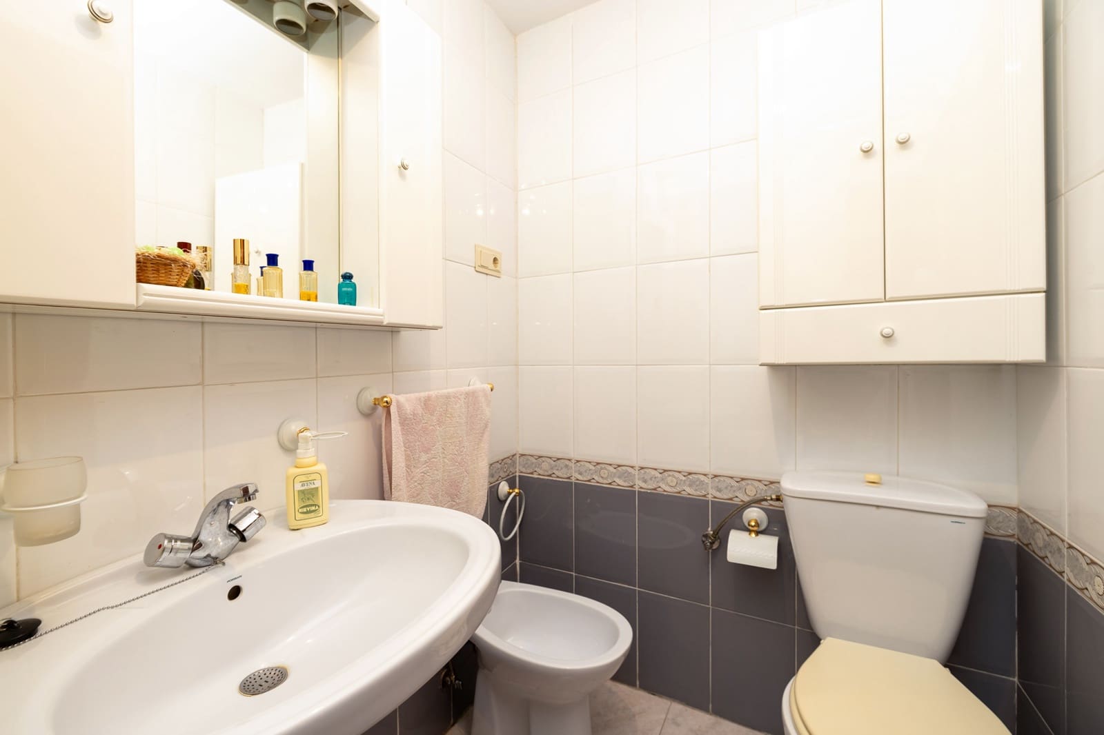 3 sypialnia Dom blizniak na sprzedaż w Lanjaron - 119 900 € (Ref: 8862589)