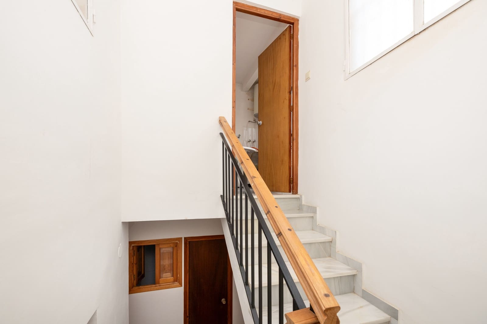 3 sypialnia Dom blizniak na sprzedaż w Lanjaron - 119 900 € (Ref: 8862589)