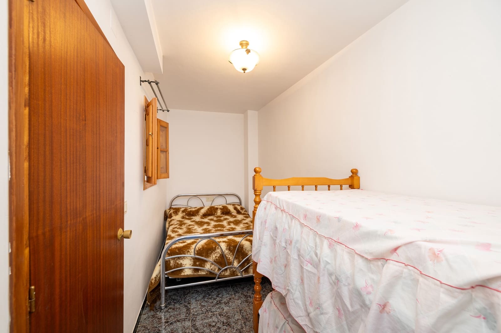 3 sypialnia Dom blizniak na sprzedaż w Lanjaron - 119 900 € (Ref: 8862589)