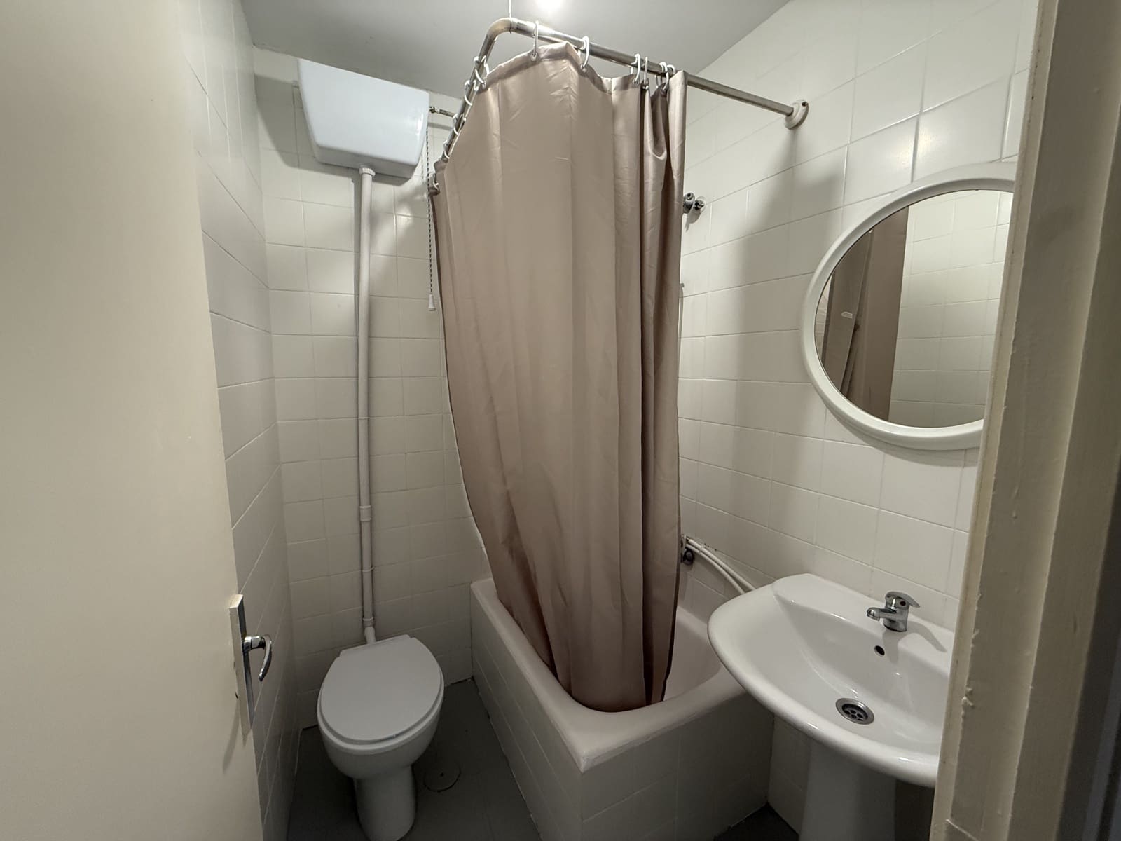 1 bedroom Apartment for rent in Granada city - € 450 (Ref: 8888429)