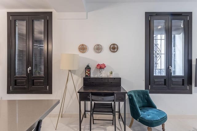 1 soveværelse Lejlighed til salg i Centro - Sagrario, Granada by - € 195.000 (Ref: 8897109)