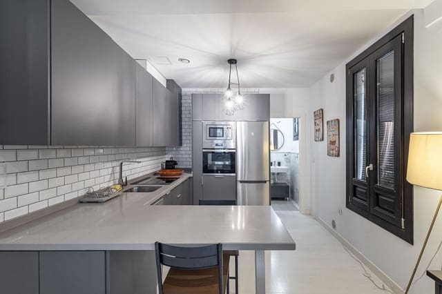 1 soveværelse Lejlighed til salg i Centro - Sagrario, Granada by - € 195.000 (Ref: 8897109)