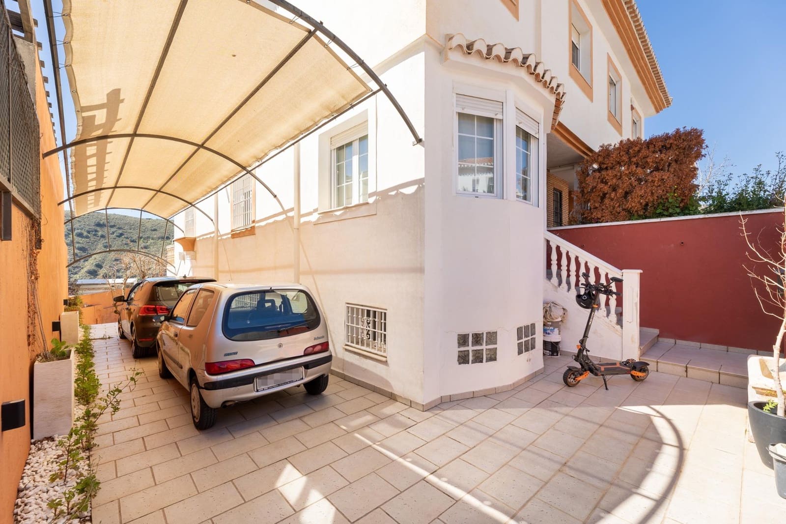 3 camera da letto Villa in vendita in Granada citta con piscina garage - 555.000 € (Rif: 8902136)