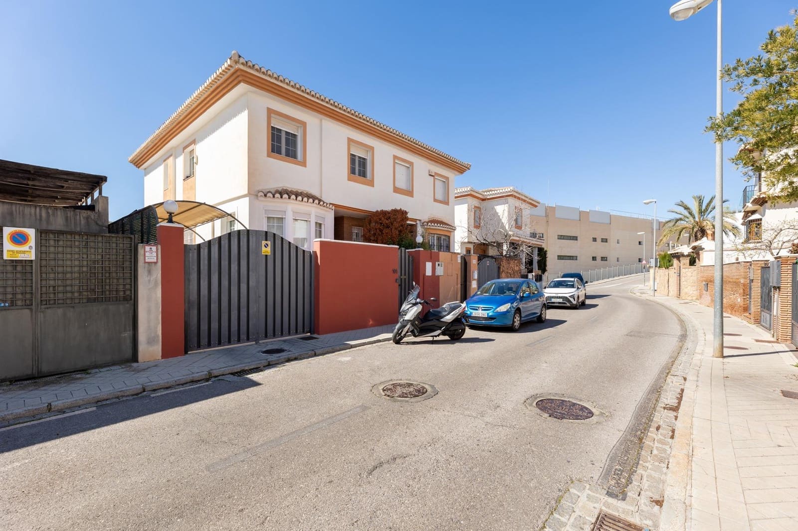 3 camera da letto Villa in vendita in Granada citta con piscina garage - 555.000 € (Rif: 8902136)