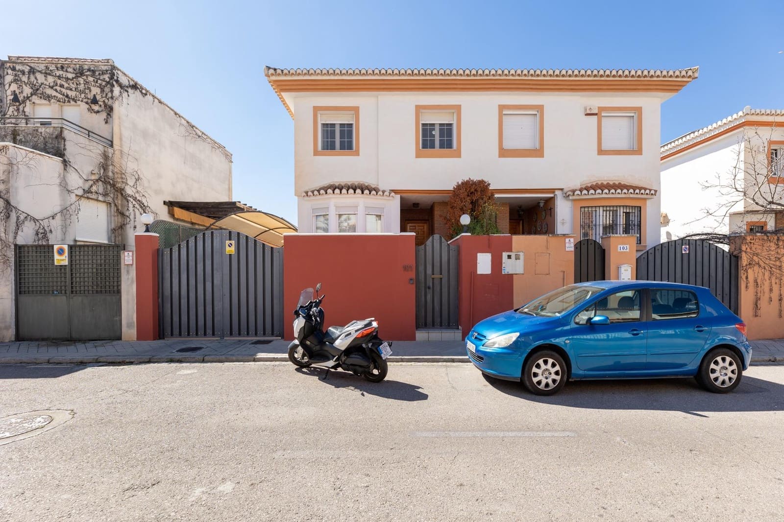 3 camera da letto Villa in vendita in Granada citta con piscina garage - 555.000 € (Rif: 8902136)