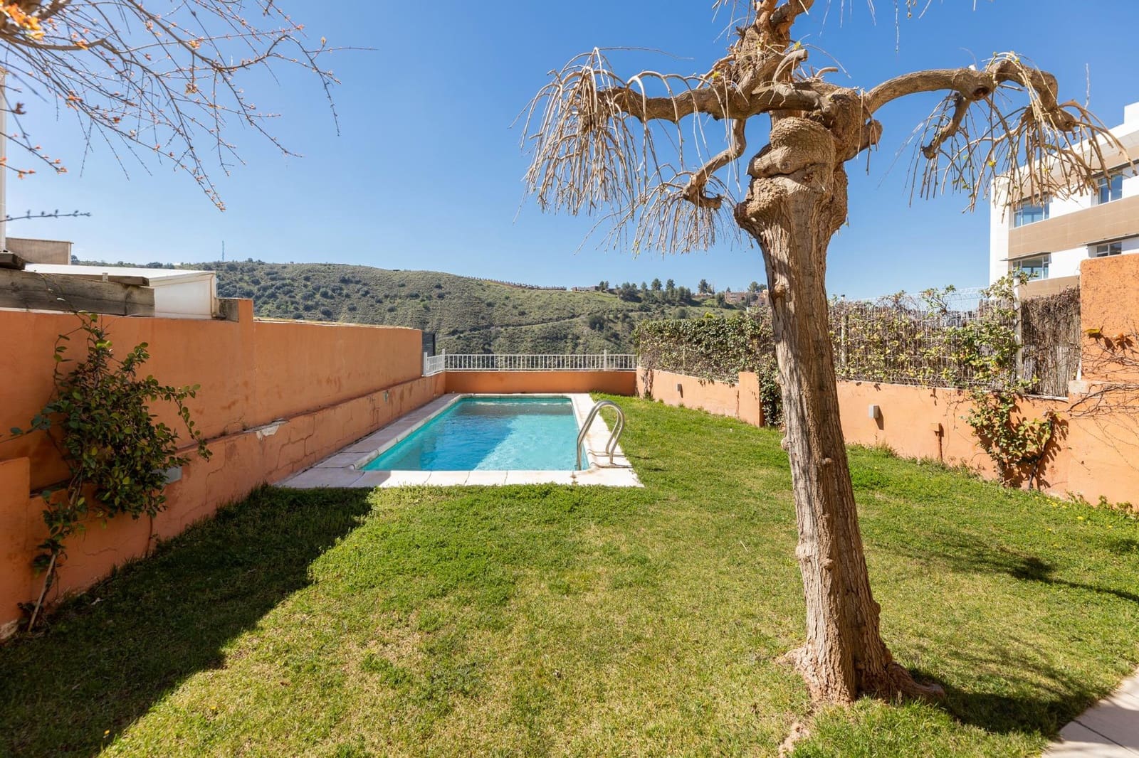 3 camera da letto Villa in vendita in Granada citta con piscina garage - 555.000 € (Rif: 8902136)