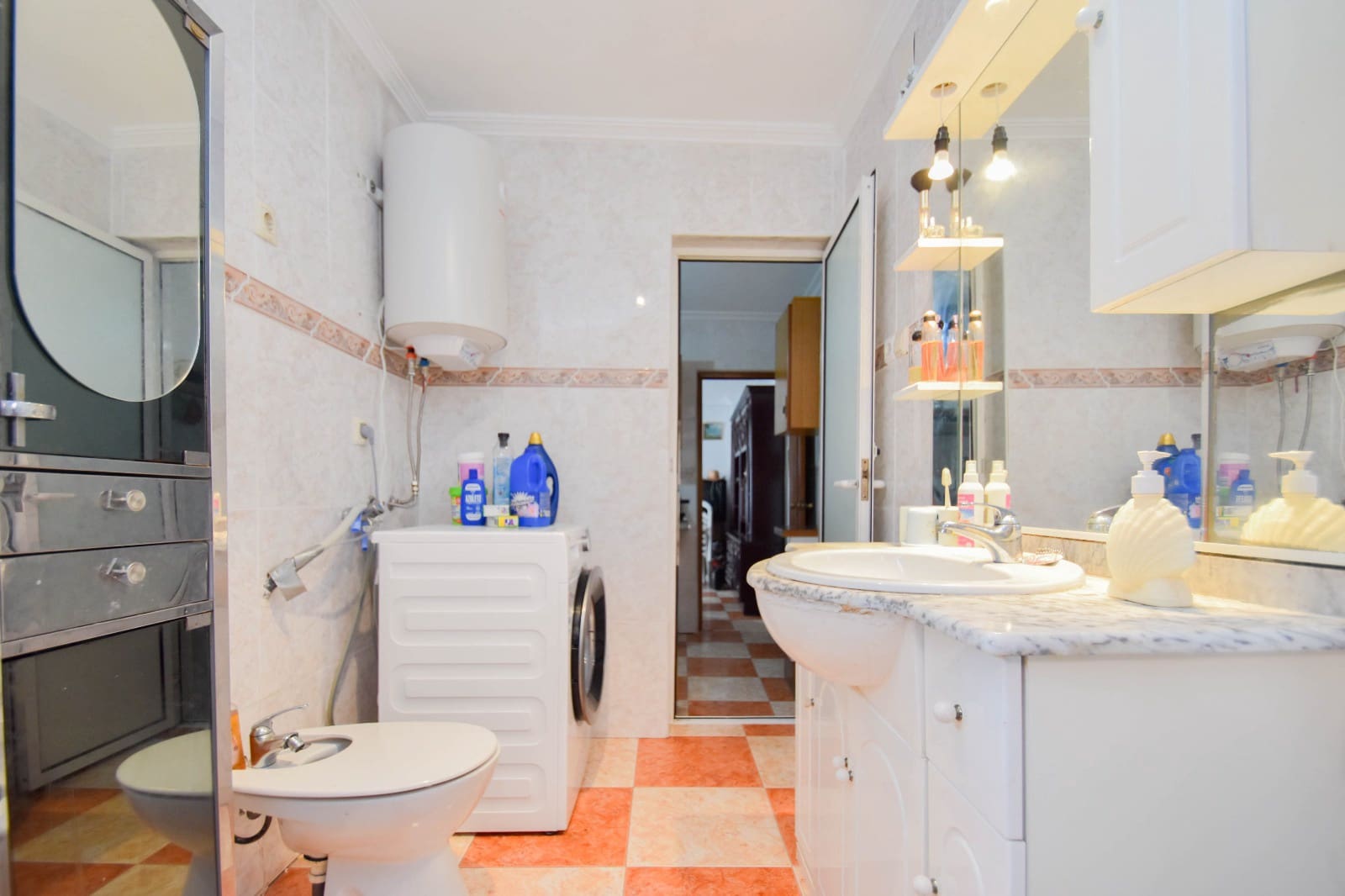 6 soveværelse Byhus til salg i Linares - € 148.000 (Ref: 8994041)