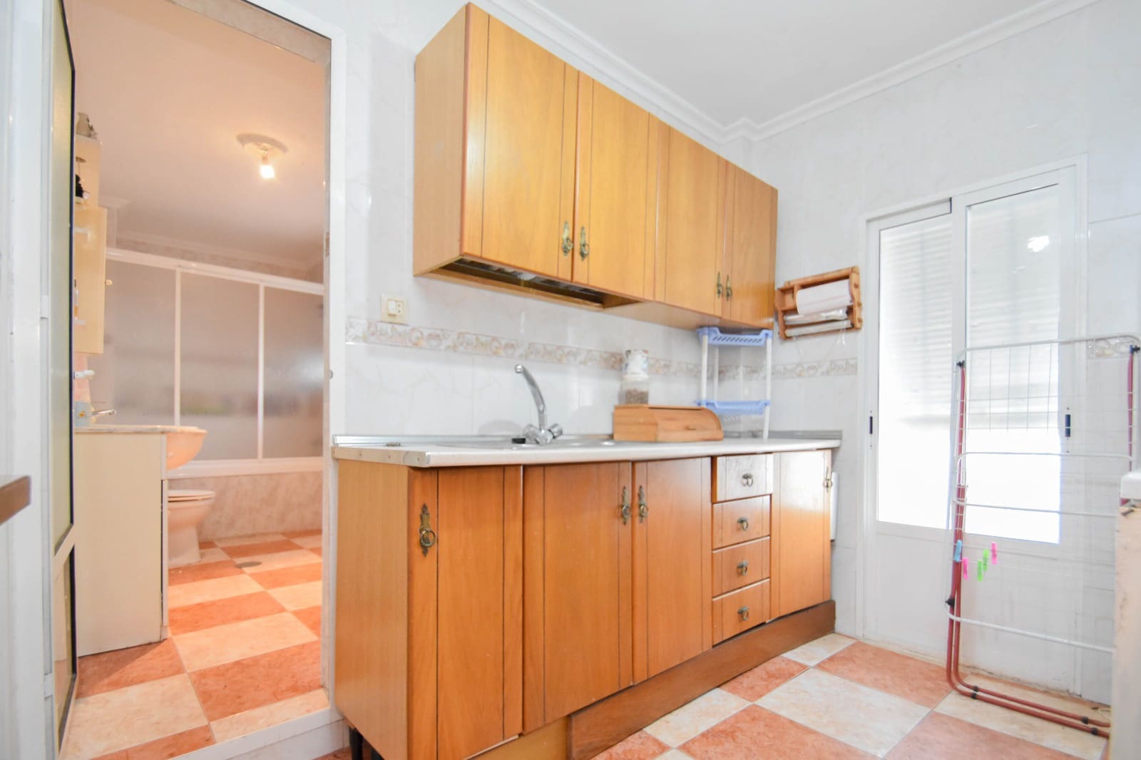 6 soveværelse Byhus til salg i Linares - € 148.000 (Ref: 8994041)