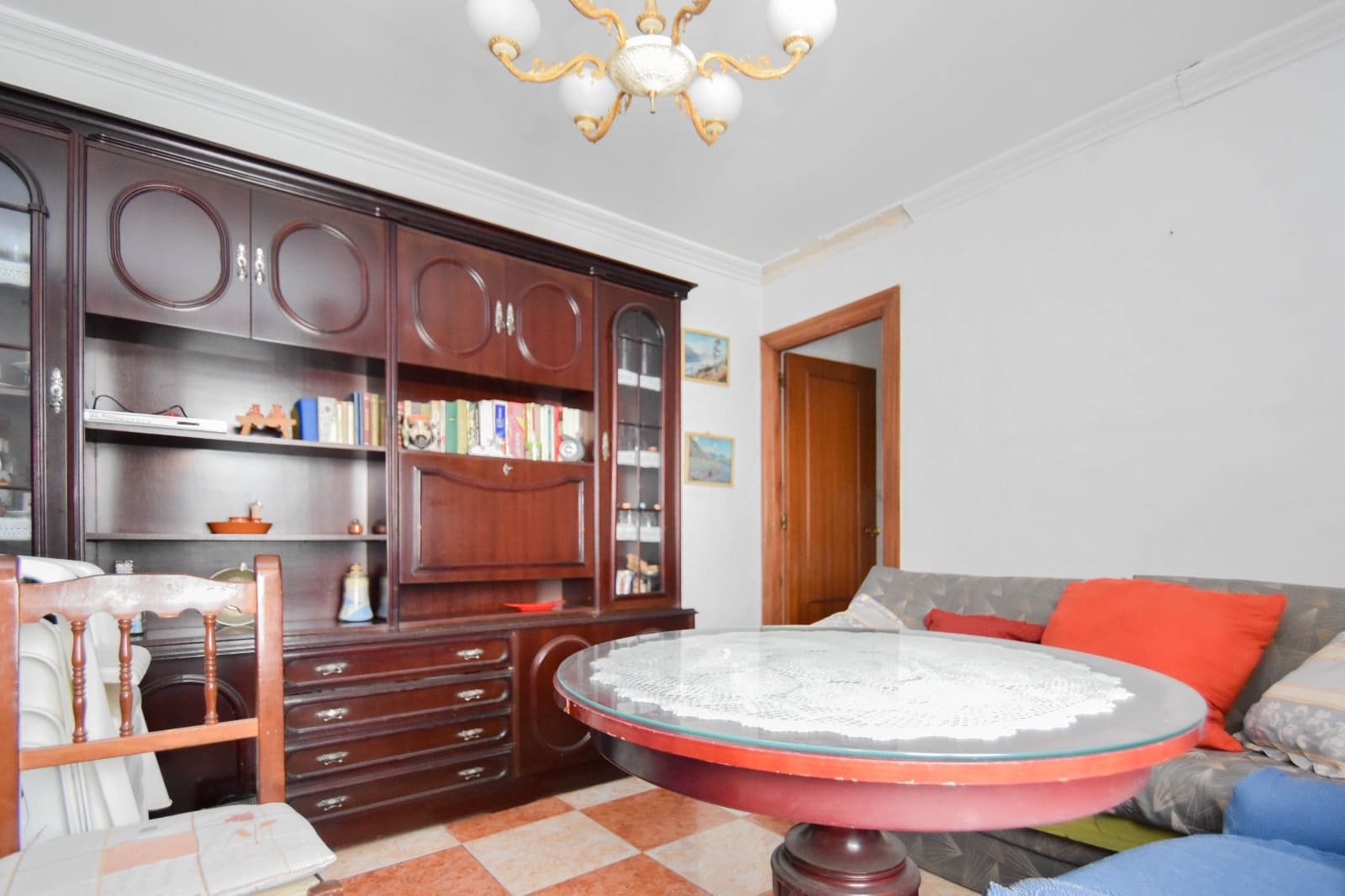 6 soveværelse Byhus til salg i Linares - € 148.000 (Ref: 8994041)