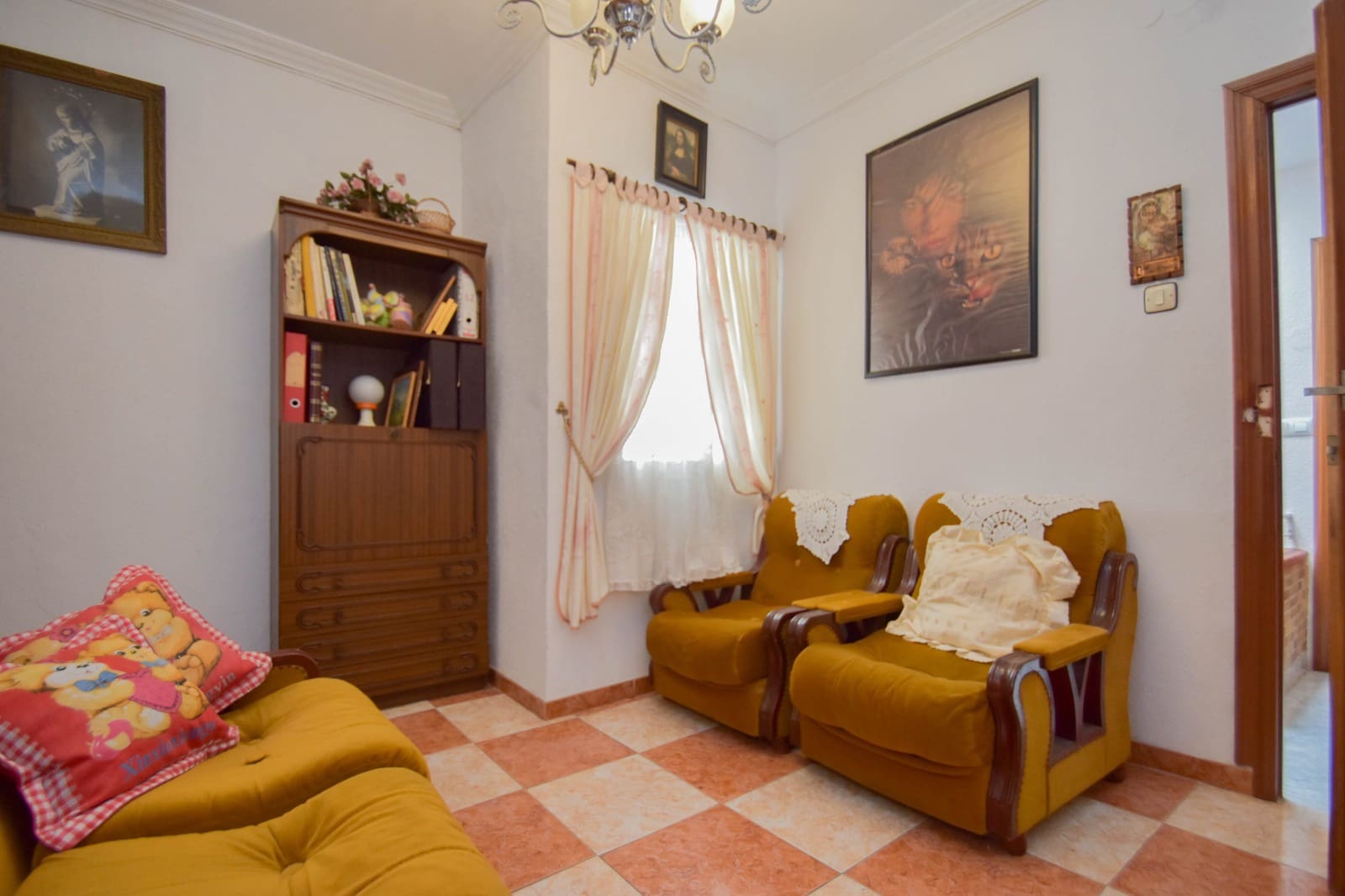 6 soveværelse Byhus til salg i Linares - € 148.000 (Ref: 8994041)