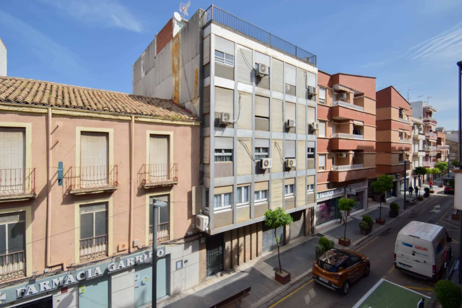 6 soveværelse Byhus til salg i Linares - € 148.000 (Ref: 8994041)