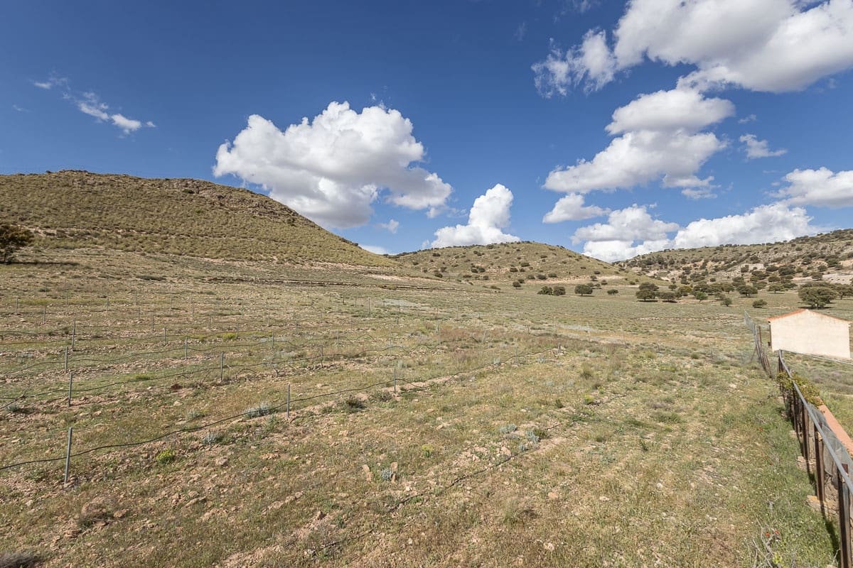 Grunde uden byggetilladelser til salg i Beas de Guadix - € 2.000.000 (Ref: 9005383)