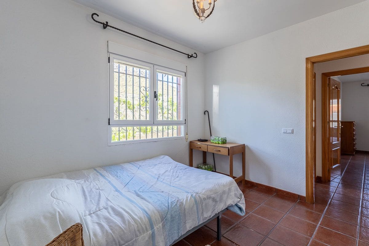 Undeveloped Land for sale in Guadix - € 1,650,000 (Ref: 9005383)