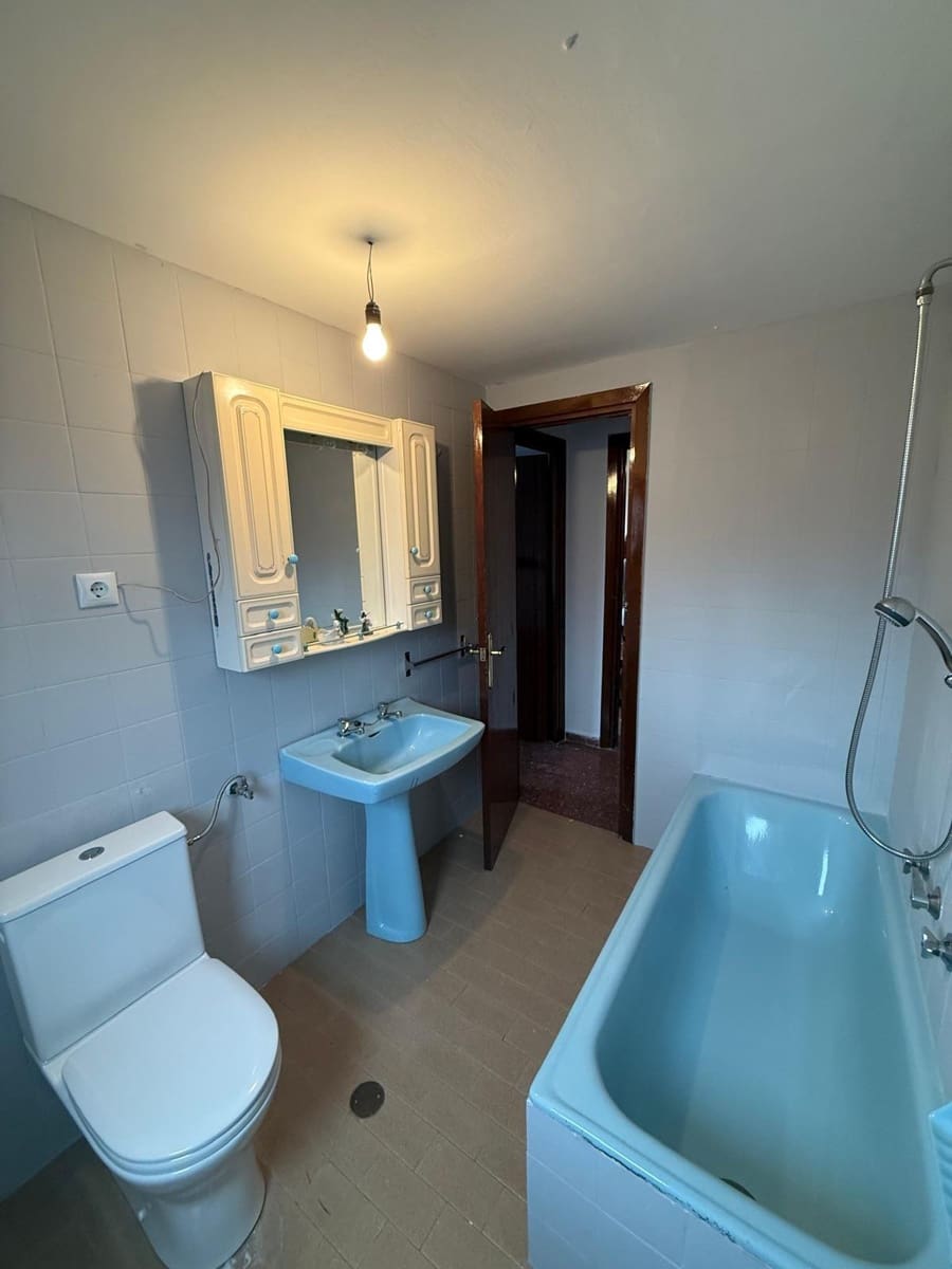 4 camera da letto Appartamento da affittare in Granada citta - 1.000 € (Rif: 9014583)