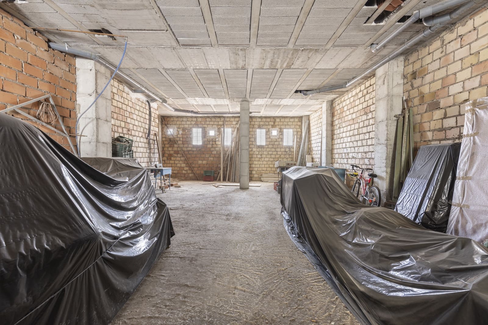 Erhverv til salg i Albunol - € 150.000 (Ref: 9024197)