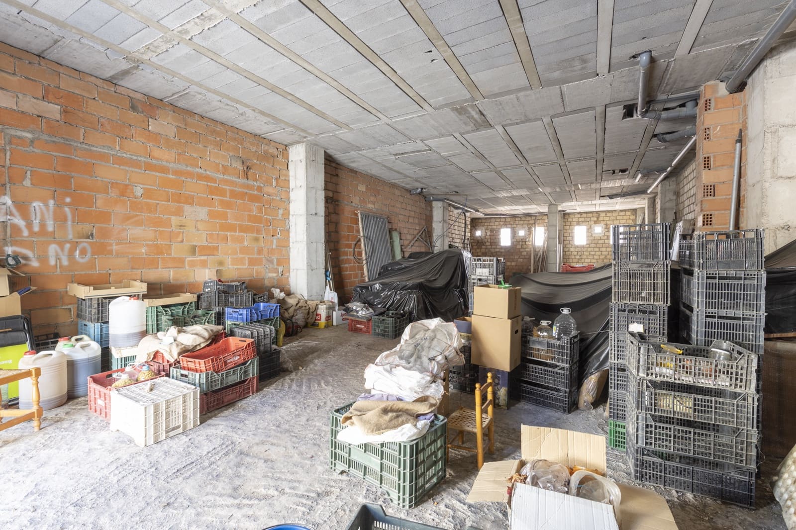 Erhverv til salg i Albunol - € 150.000 (Ref: 9024197)