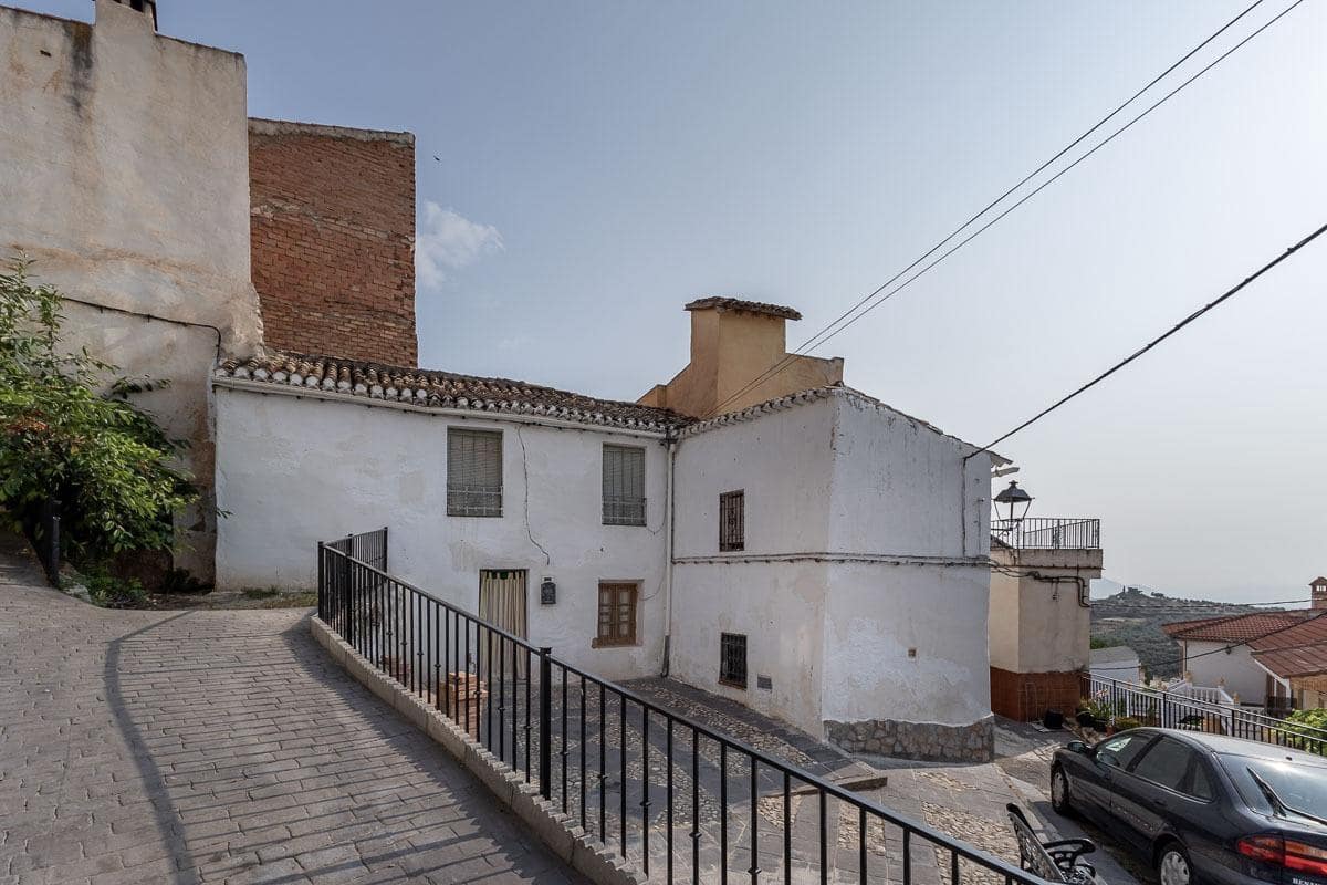 3 soveværelse Byhus til salg i Cogollos Vega - € 99.000 (Ref: 9057799)