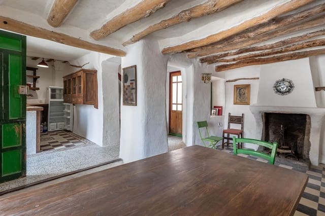 3 soveværelse Byhus til salg i Cogollos Vega - € 99.000 (Ref: 9057799)