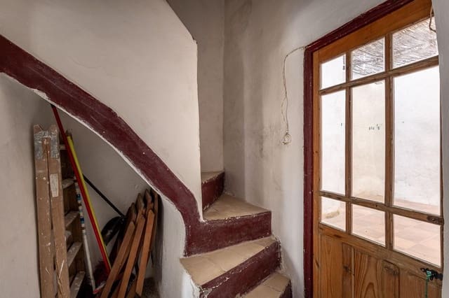 3 soveværelse Byhus til salg i Cogollos Vega - € 99.000 (Ref: 9057799)