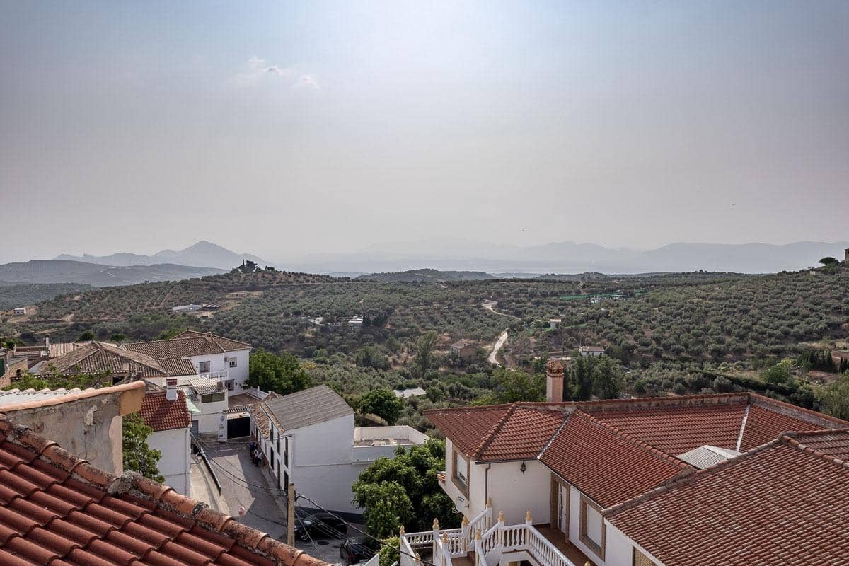 3 soveværelse Byhus til salg i Cogollos Vega - € 99.000 (Ref: 9057799)