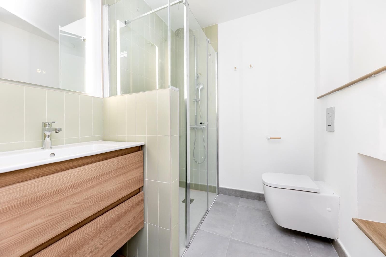 1 Zimmer Wohnung zu verkaufen in Granada Stadt - 209.000 € (Ref: 9065037)