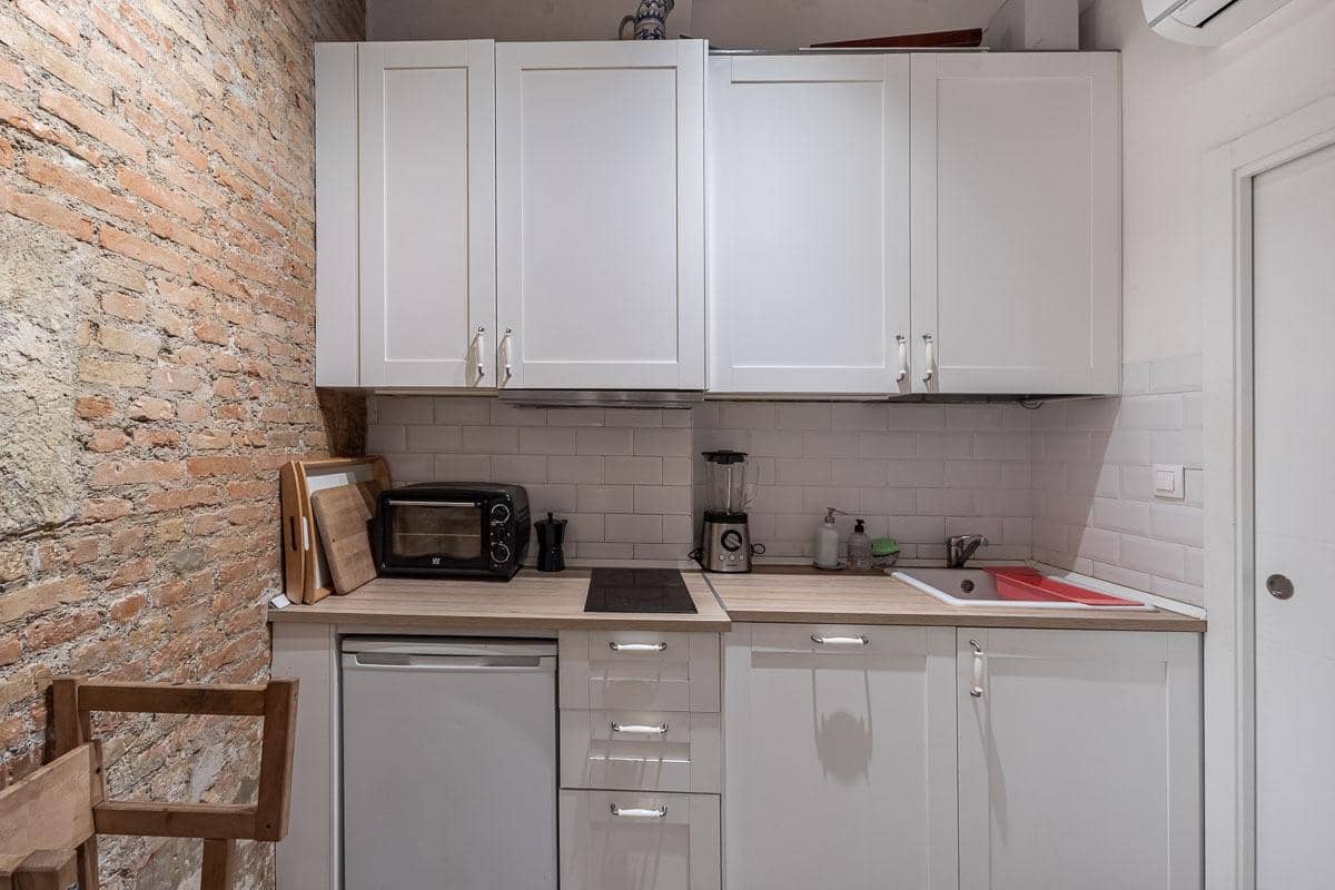 2 soveværelse Rækkehus til salg i Granada by - € 399.000 (Ref: 9065039)