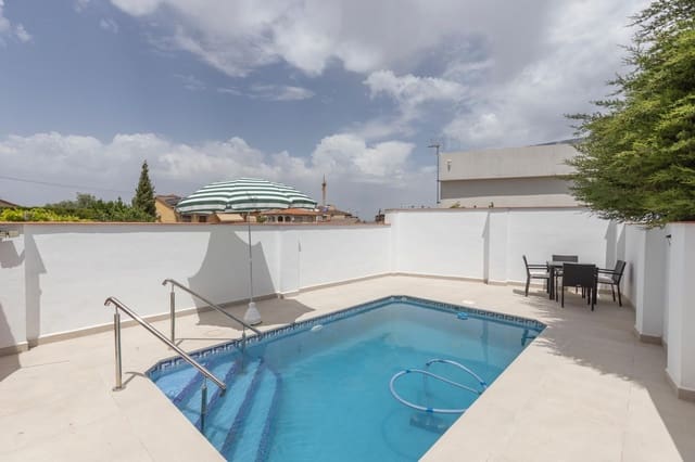 5 Zimmer Villa zu verkaufen in Ogíjares mit Garage - 310.000 € (Ref: 9075316)