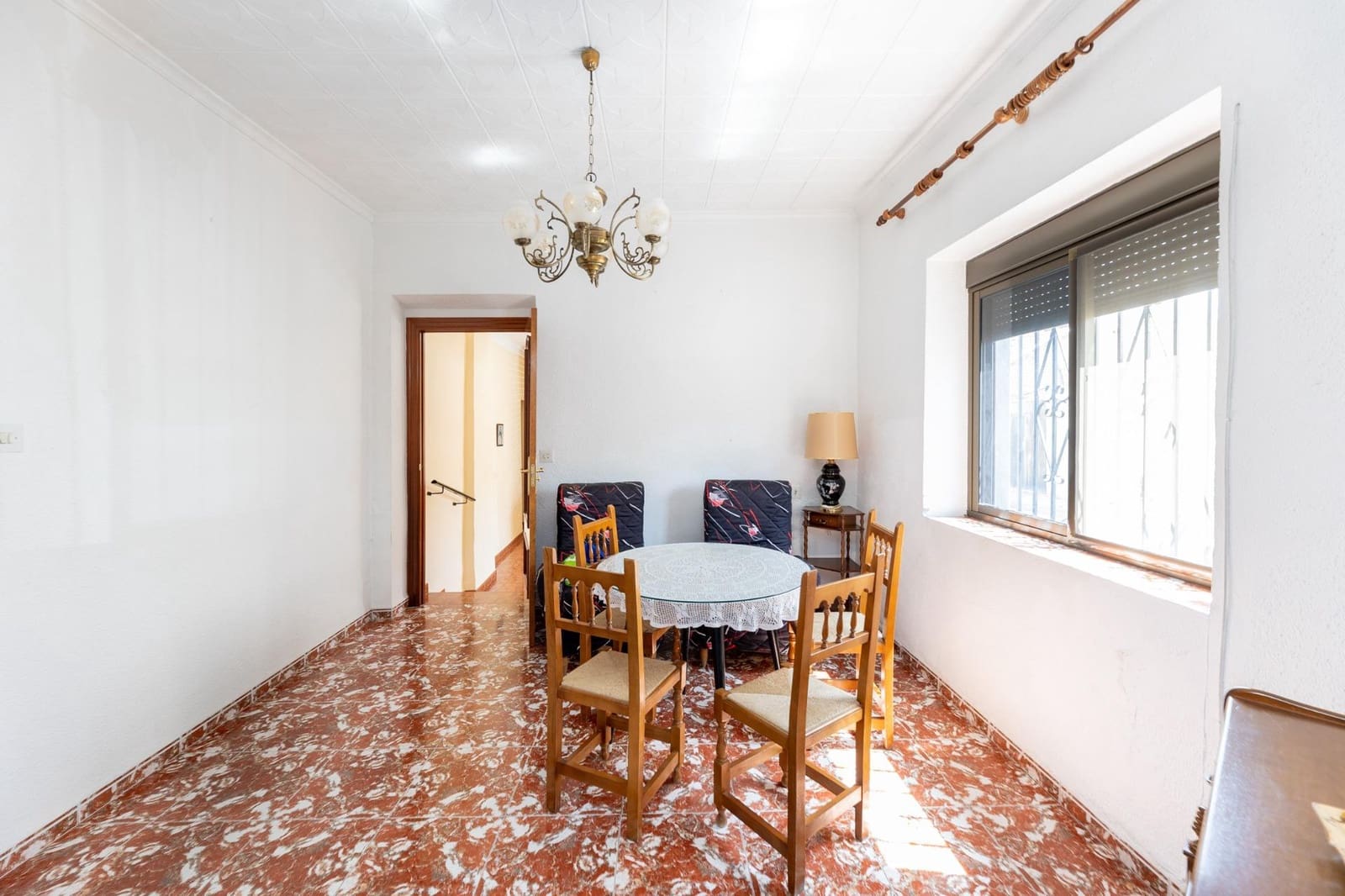 2 soveværelse Byhus til salg i Churriana de la Vega med garage - € 209.000 (Ref: 9081734)