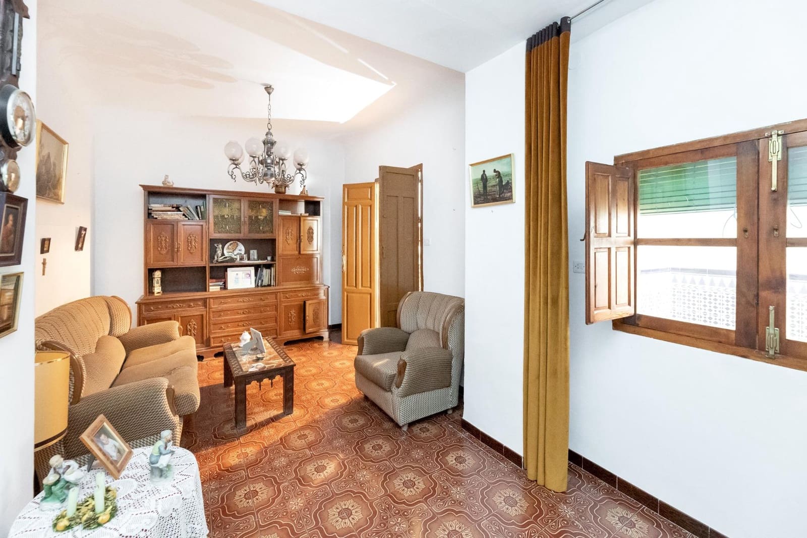 7 soveværelse Byhus til salg i Padul - € 185.000 (Ref: 9089981)