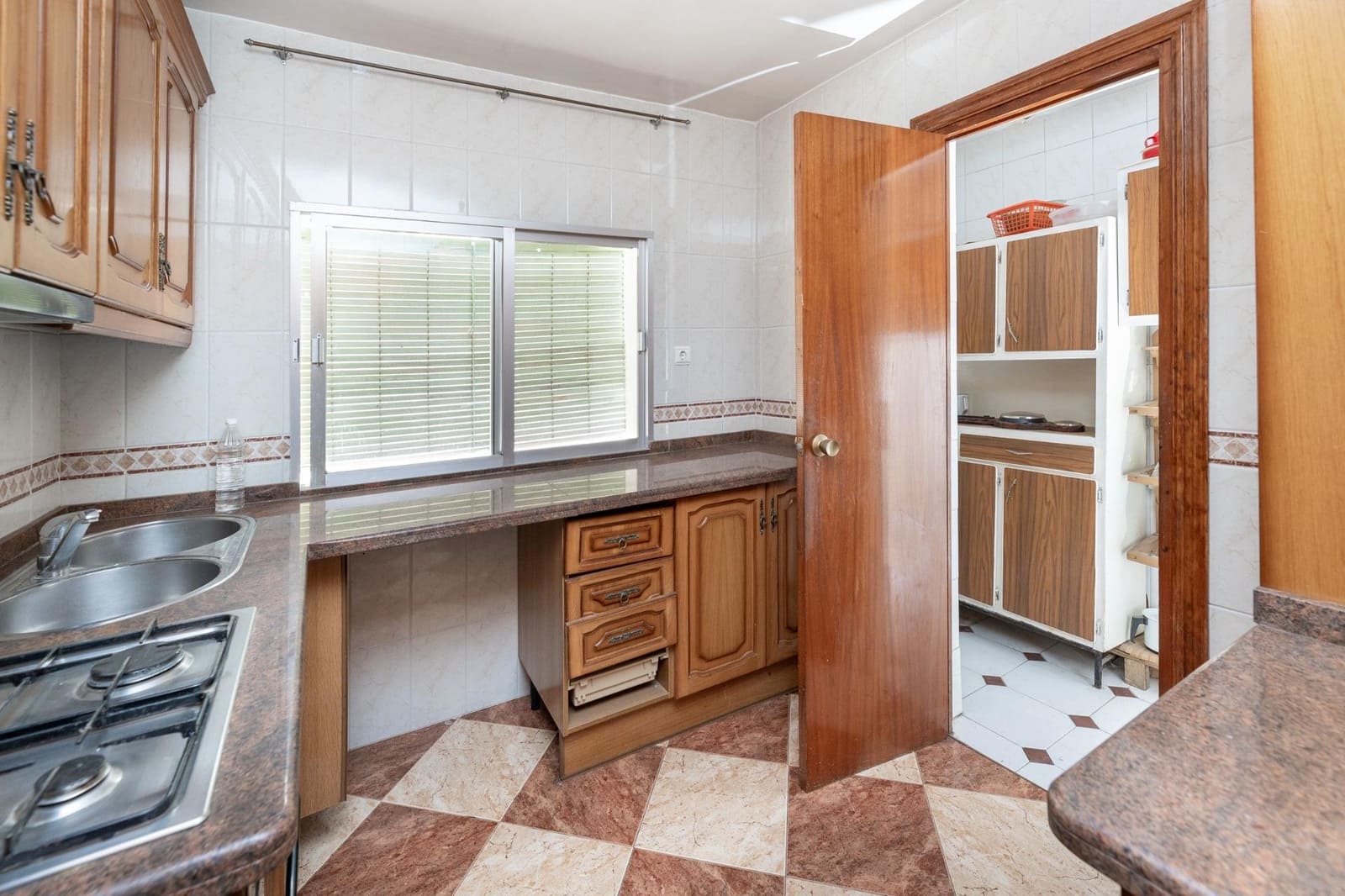 7 soveværelse Byhus til salg i Padul - € 185.000 (Ref: 9089981)