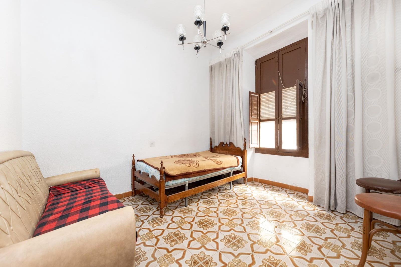 7 soveværelse Byhus til salg i Padul - € 185.000 (Ref: 9089981)