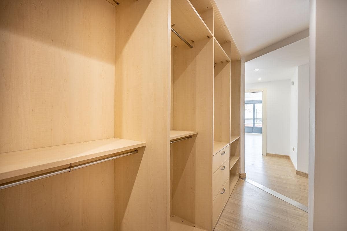 4 soverom Leilighet til salgs i Granada by med svømmebasseng - € 440 000 (Ref: 9099306)