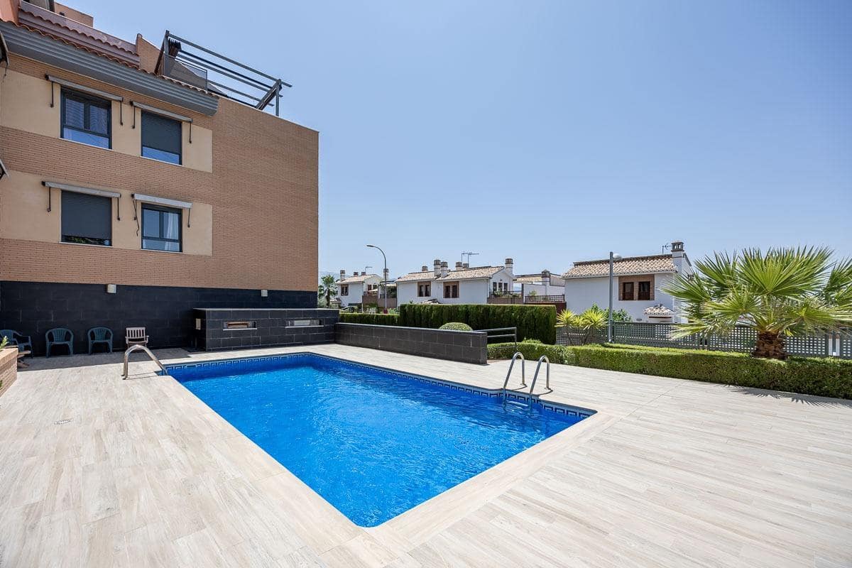 4 soverom Leilighet til salgs i Granada by med svømmebasseng - € 440 000 (Ref: 9099306)