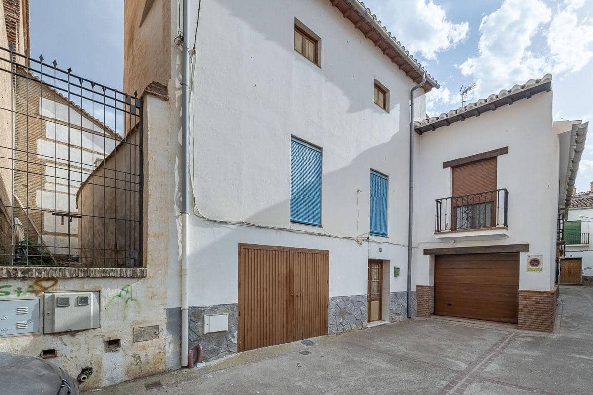 6 sypialnia Dom na sprzedaż w Guadix z garażem - 69 900 € (Ref: 9099315)