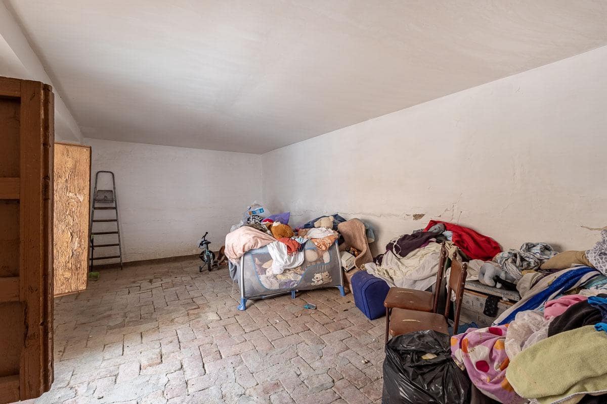 6 sypialnia Dom na sprzedaż w Guadix z garażem - 69 900 € (Ref: 9099315)