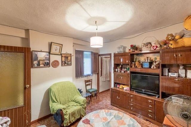 6 sovrum Hus till salu i Guadix med garage - 69 900 € (Ref: 9099315)