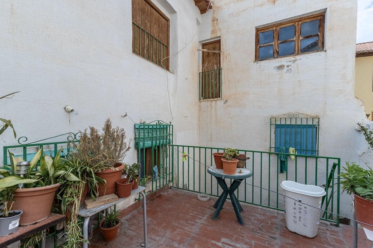 6 sypialnia Dom na sprzedaż w Guadix z garażem - 69 900 € (Ref: 9099315)