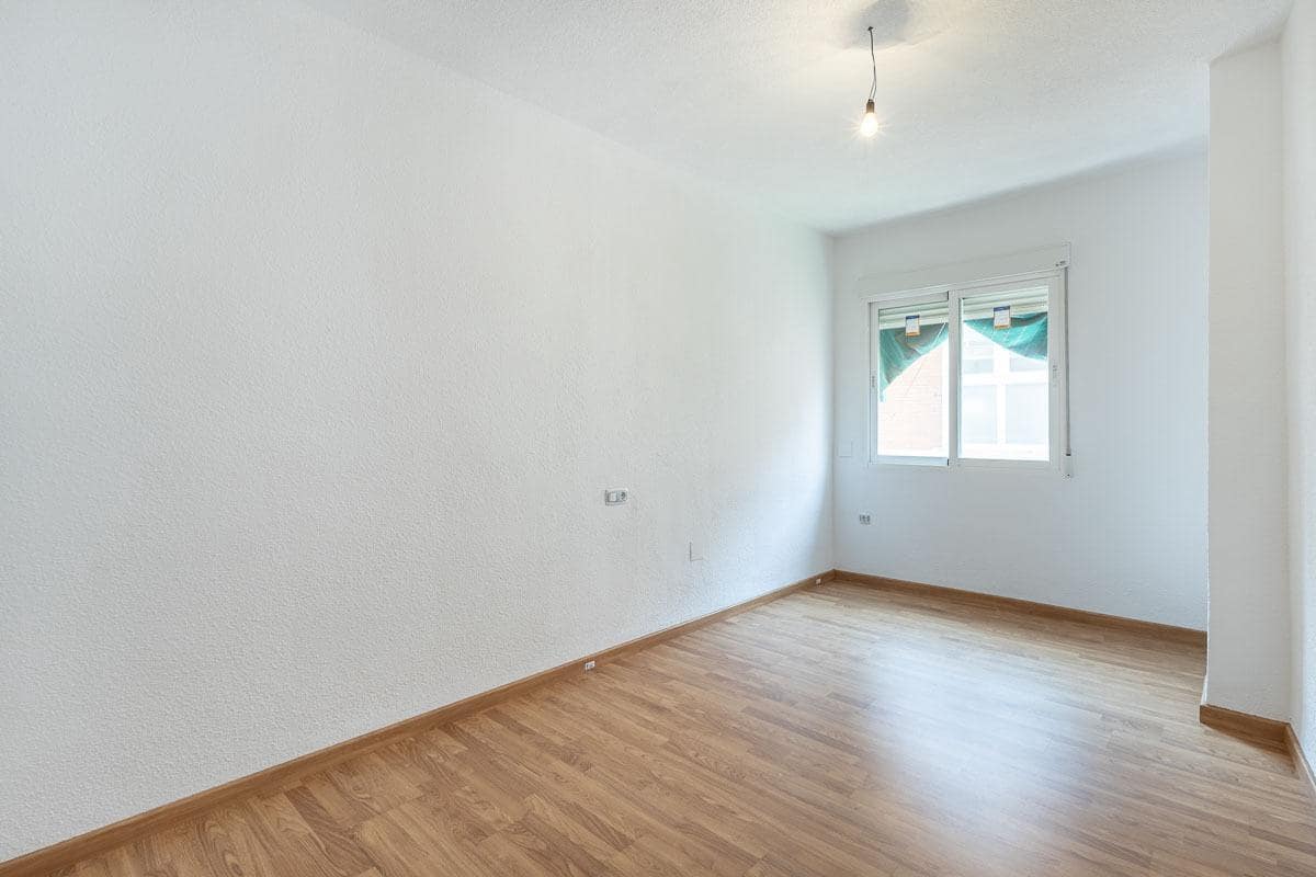 3 sovrum Lägenhet till salu i Motril - 170 000 € (Ref: 9100913)