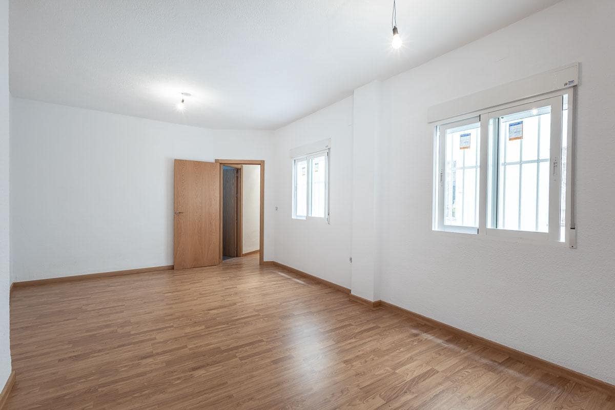 3 sovrum Lägenhet till salu i Motril - 170 000 € (Ref: 9100913)