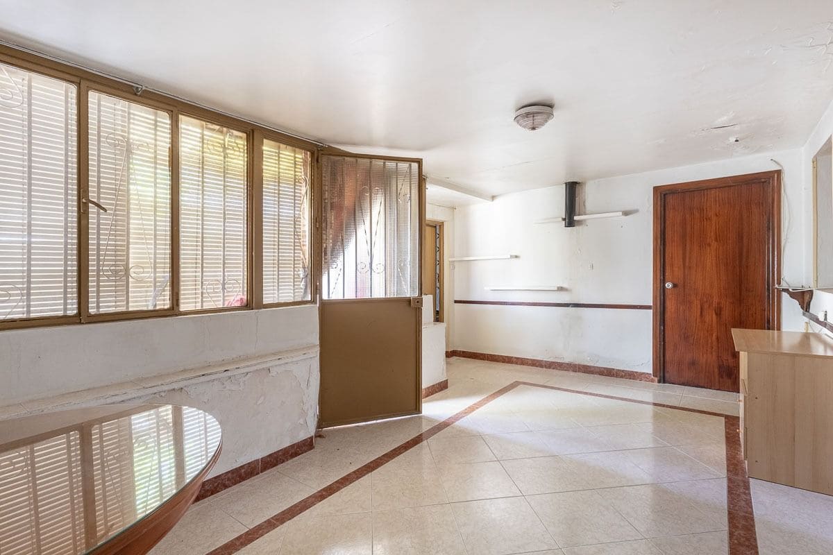 Tontti myytävänä paikassa Albolote - 410 000 € (Ref: 9100914)