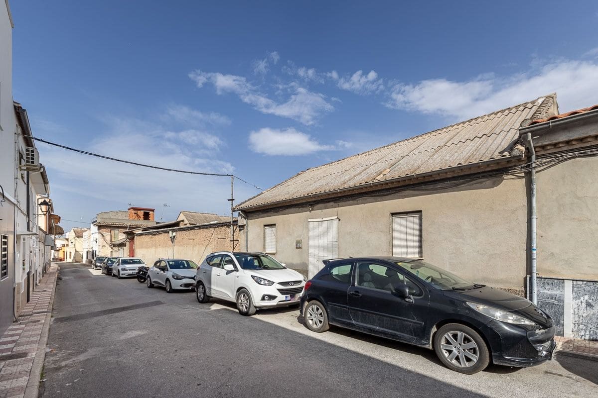 Tontti myytävänä paikassa Albolote - 410 000 € (Ref: 9100914)