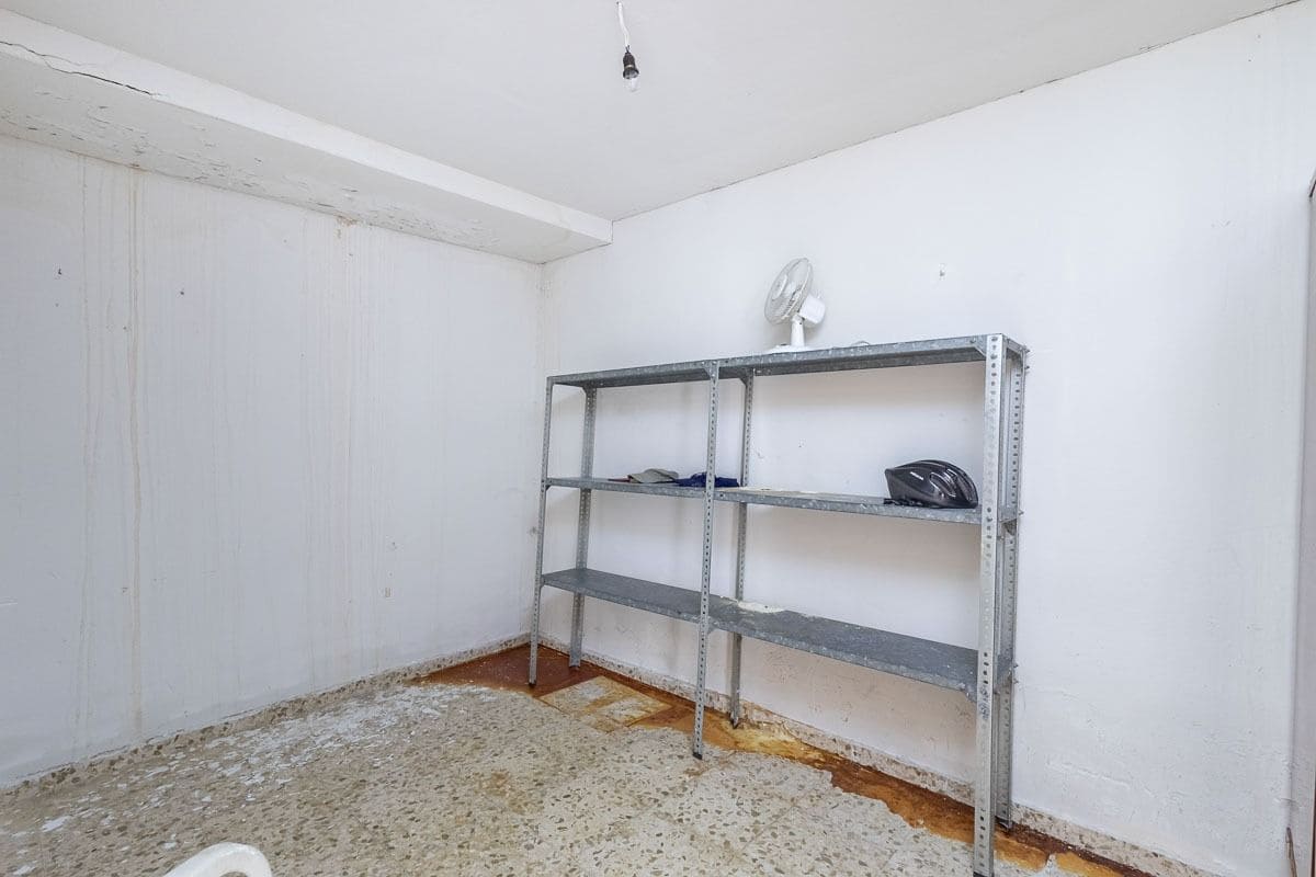 Tontti myytävänä paikassa Albolote - 410 000 € (Ref: 9100914)